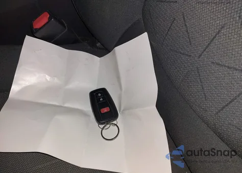 2021 Toyota Rav4 Xle z USA, uszkodzony, nr VIN 2T3P1RFV9MC214765